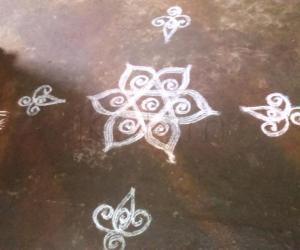 Rangoli: madhurai meenatchi temple kolam